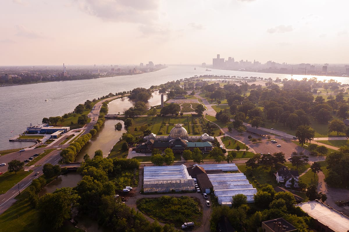 Featured image for the Where To Eat And Drink On A Friday, Belle Isle Upgrade, Detroit Has A Surplus podcast.