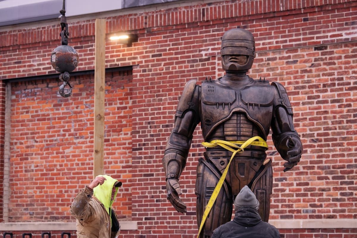 FIRST LOOK: The RoboCop Statue Arrives In Detroit